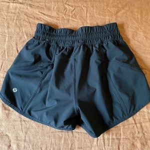 Lululemon black shorts
